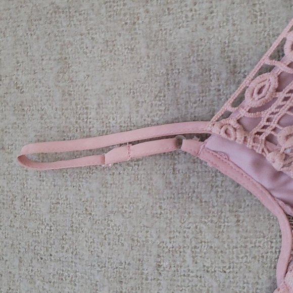 NEW-City Triangle Dress Midi A-line Cold Shoulder - Picture 5 of 8